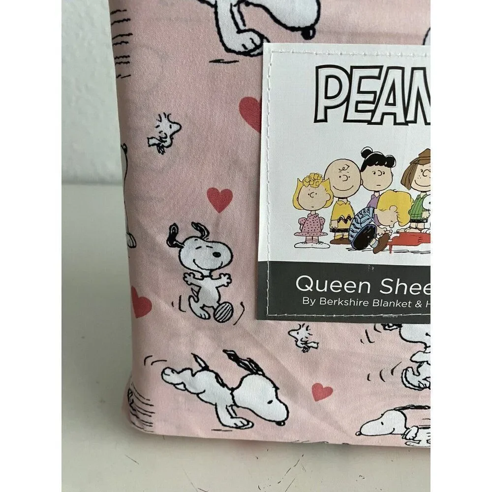 4 Pc Peanuts Snoopy Hearts Pink‎ Valentines Day QUEEN Size Sheet Set Soft NEW